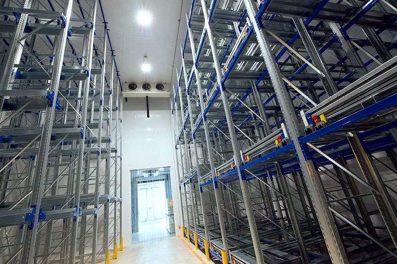impianto di refrigerazione industriale su magazzino robotizzato - frigoriferi industriali - Impianti di refrigerazione industriale